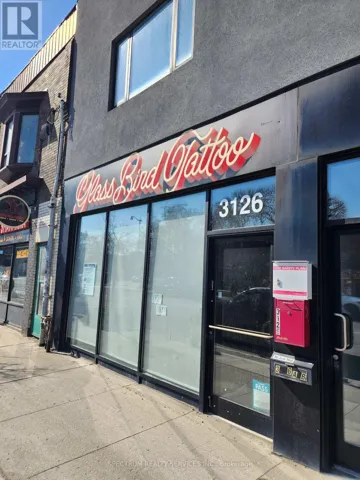 FRONT MAIN - 3126 DUNDAS STREET W, Toronto (Junction Area), Ontario M6P2A1
