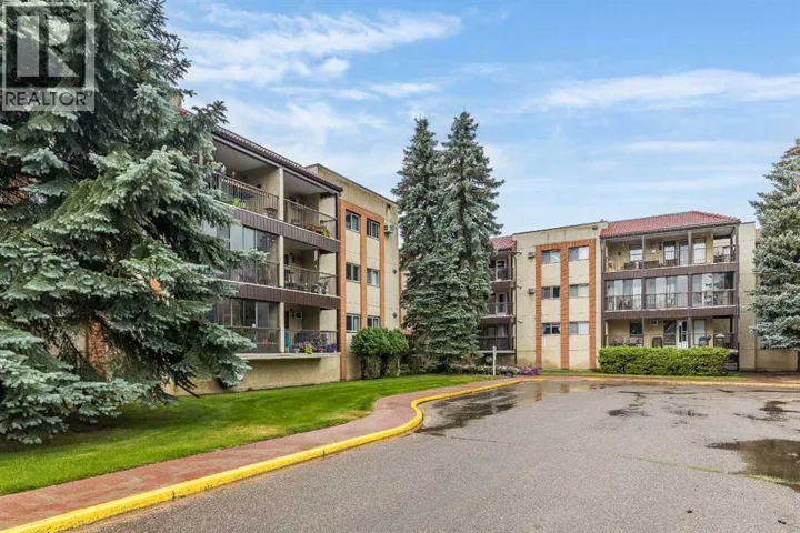 135, 1480 Southview Drive SE, Medicine Hat, Alberta T1B3Z3