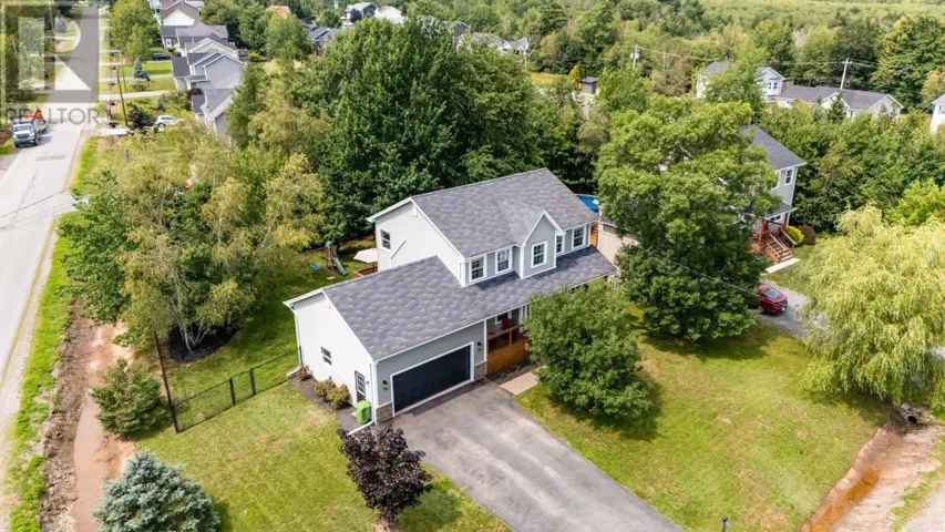 91 Halewood Drive, Falmouth, Nova Scotia B0P1L0