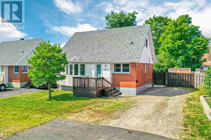 20 Algom RD, Elliot Lake, Ontario P5A1J4