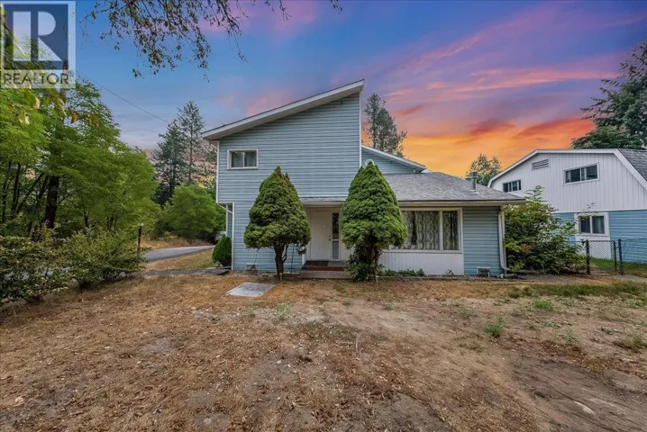 814 16TH Avenue, Genelle, British Columbia V0G1G0
