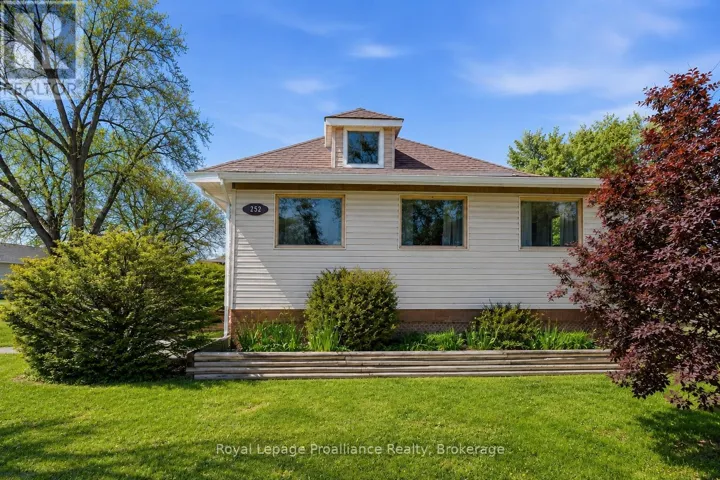 252 SIDNEY STREET, Quinte West (Trenton Ward), Ontario K8V2T4