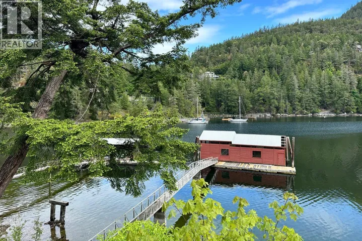 13119 NARROWS ROAD, Madeira Park, British Columbia V0N2H1