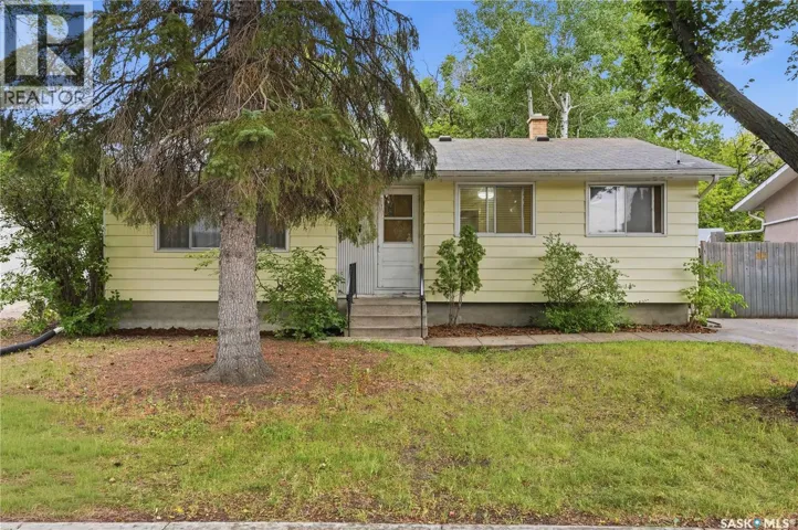 129 Cameron CRESCENT, Regina, Saskatchewan S4S2X3
