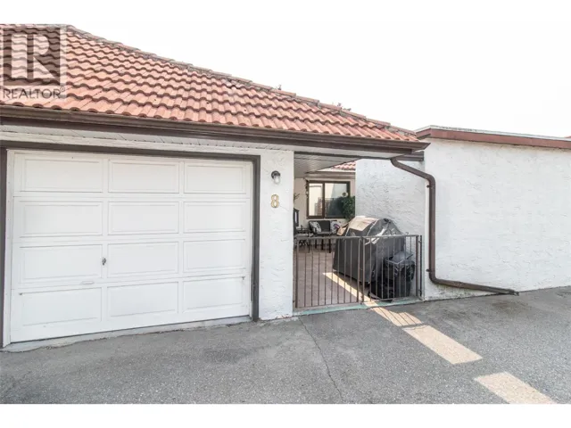 363 Gerstmar Road Unit# 8, Kelowna, British Columbia V1X4A6