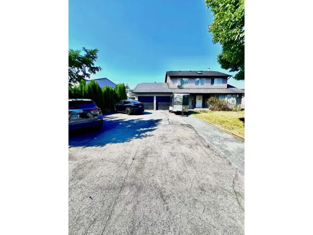7376 123 STREET, Surrey, British Columbia V3W5S3