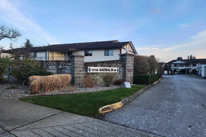 73 32718 GARIBALDI DRIVE, Abbotsford, British Columbia V2T5T6