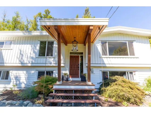 47913 HANSOM ROAD, Chilliwack River Valley, Sardis - Chwk River Valley, British Columbia V2R4R9