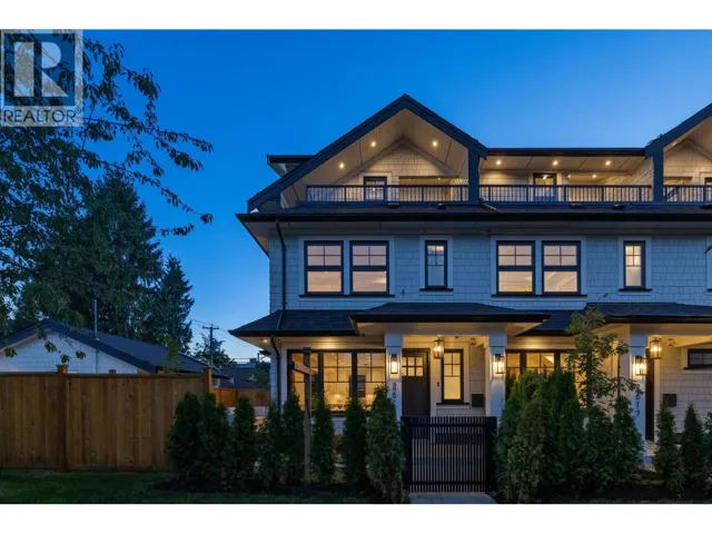 2619 CAROLINA STREET, Vancouver, British Columbia V5T2A4