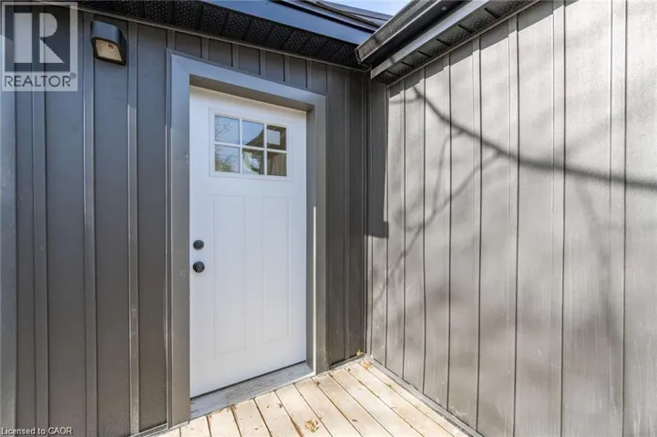 13 HATTON Drive Unit# 2, Ancaster, Ontario L9G2H5