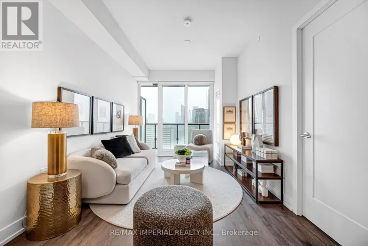 2410 - 575 BLOOR STREET E, Toronto (North St. James Town), Ontario M4W0B2