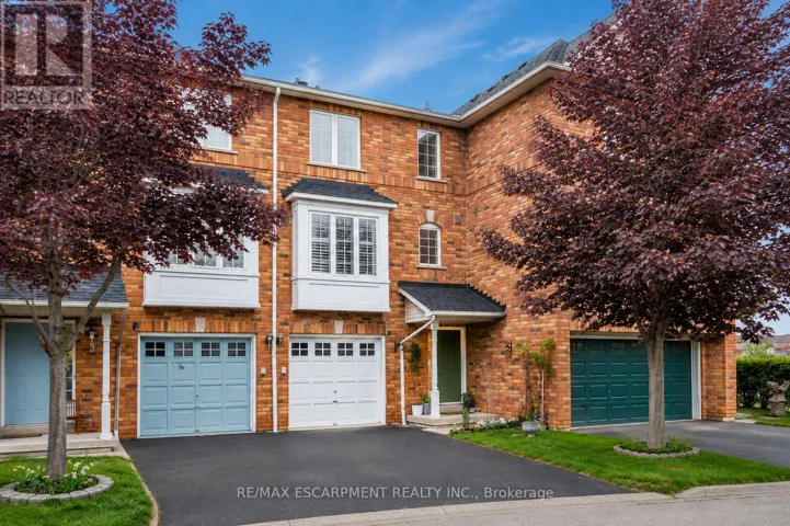 2 - 80 ACORN PLACE, Mississauga (Hurontario), Ontario L4Z4C9