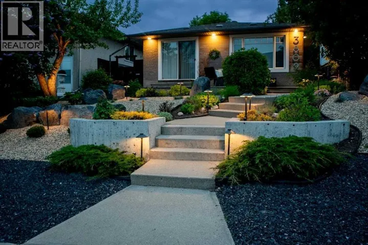 3809 Parkhill Street SW, Calgary, Alberta T2S2Z5