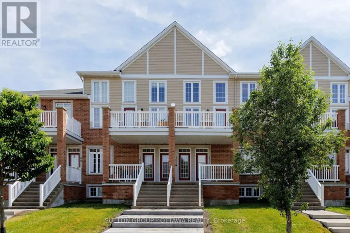 25 - 105 EYE BRIGHT CRESCENT, Ottawa, Ontario K1V2K6