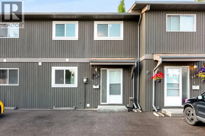 905, 5340 17 Avenue SW, Calgary, Alberta T3E6M3