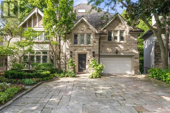 11 ORMSBY CRESCENT, Toronto (Forest Hill South), Ontario M5P2V2