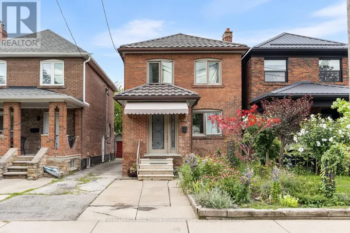 134 HOLLAND PARK AVENUE, Toronto (Oakwood Village), Ontario M6E1L6