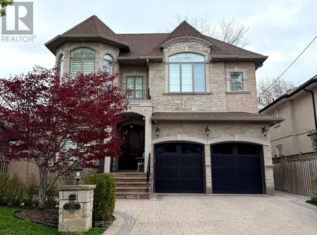 223 LENNOX AVENUE, Richmond Hill (Harding), Ontario L4C2A4