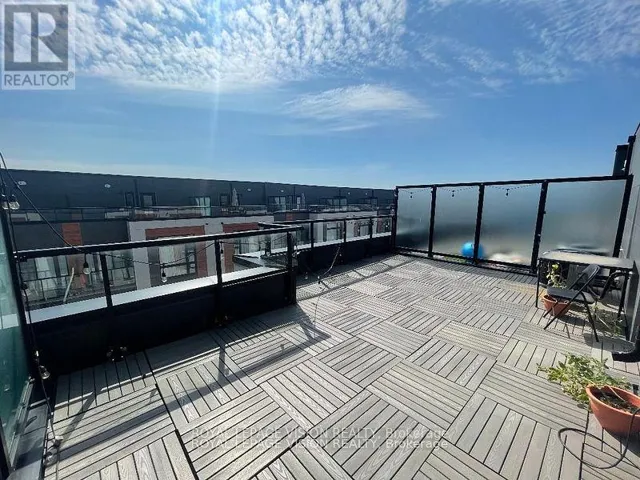 TH 1123 - 12 DAVID EYER ROAD, Richmond Hill, Ontario L4S1M4