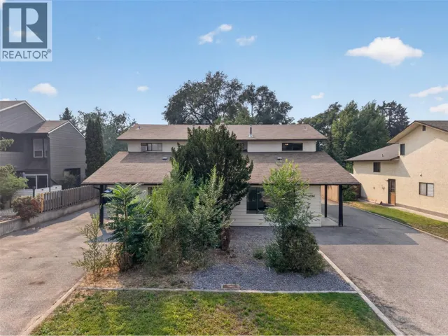 1494/1496 Elm Street, Kelowna, British Columbia V1Y3W9