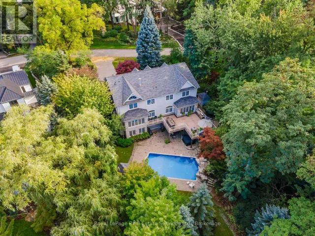 235 LAKEWOOD DRIVE, Oakville (CO Central), Ontario L6K1B3