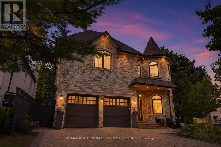 100 MUNRO BOULEVARD, Toronto (St. Andrew-Windfields), Ontario M2P1C4