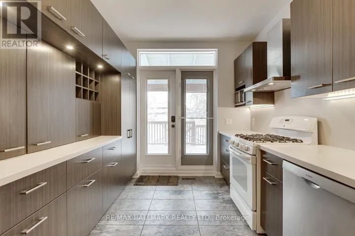 262 HIGHFIELD ROAD, Toronto (Greenwood-Coxwell), Ontario M4L2V5