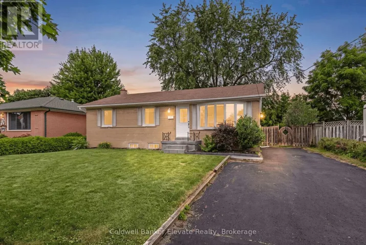 39 MCGILVRAY CRESCENT, Halton Hills (Georgetown), Ontario L7G1L7