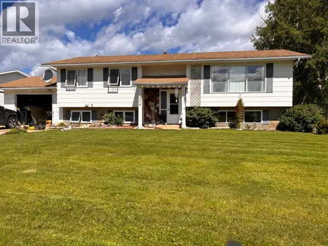 804 7 Street, Fox Creek, Alberta T0H1P0