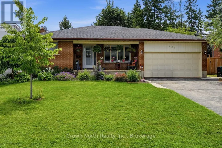 127 CARSON DRIVE, Kitchener, Ontario N2B2Z4