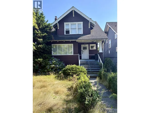 2002 WHYTE AVENUE, Vancouver, British Columbia V6J1B5