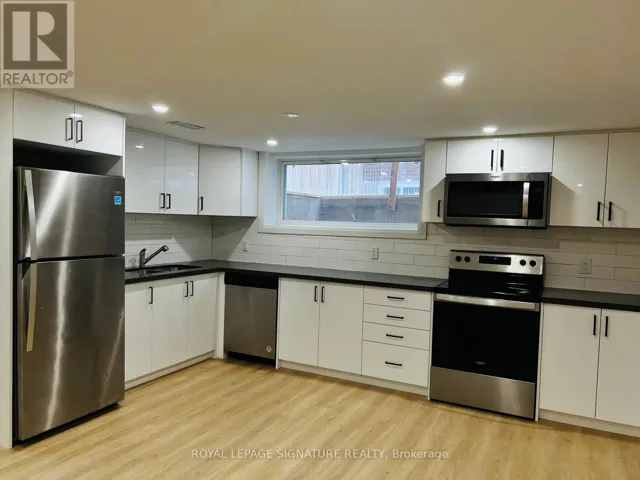 BSMT - 49 EDINBURGH ROAD, Kitchener, Ontario N2B1M4