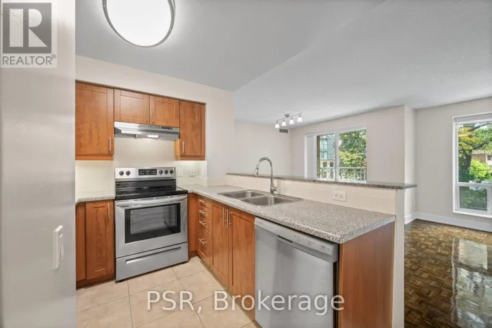 110 - 515 ROSEWELL AVENUE, Toronto (Lawrence Park South), Ontario M4R2J3