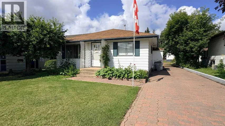 718 10 Street, Wainwright, Alberta T9W1E2
