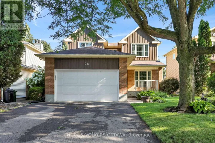 28 WEYBRIDGE DRIVE, Ottawa, Ontario K2J2Z7