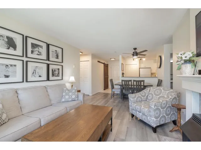 402 33668 KING ROAD, Abbotsford, British Columbia V2S7P8