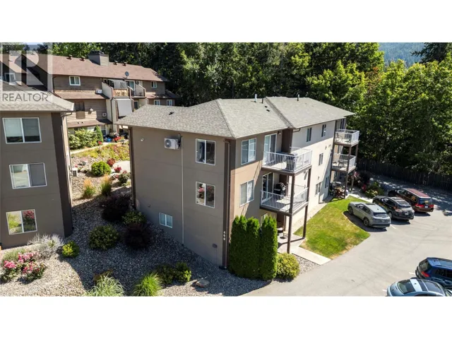 1449 1 Avenue NE Unit# 404, Salmon Arm, British Columbia V1E0C4