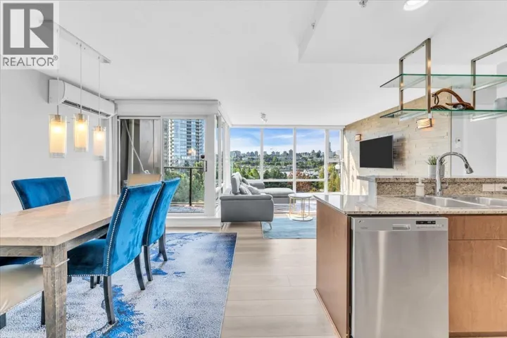 705 583 BEACH CRESCENT, Vancouver, British Columbia V6Z3E6
