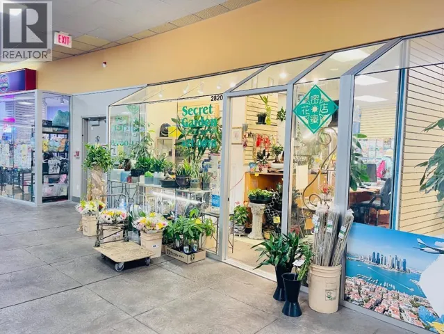 2820 4500 KINGSWAY, Burnaby, British Columbia V5H2A9