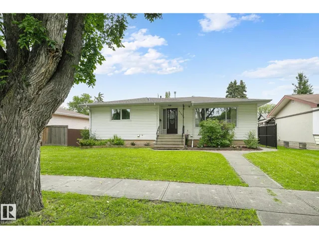 11031 152 ST NW, Edmonton, Alberta T5P1Z9