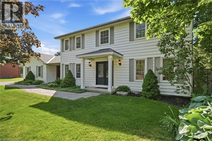1 MEANDER Close, Carlisle, Ontario L0R1H1