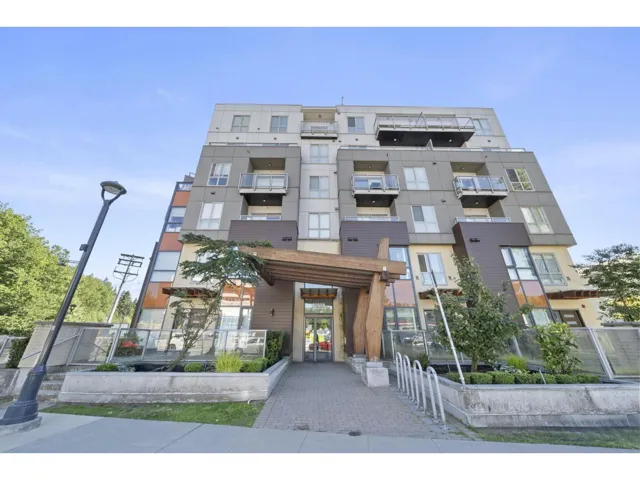 502 13978 FRASER HIGHWAY, Surrey, British Columbia V3T0P2