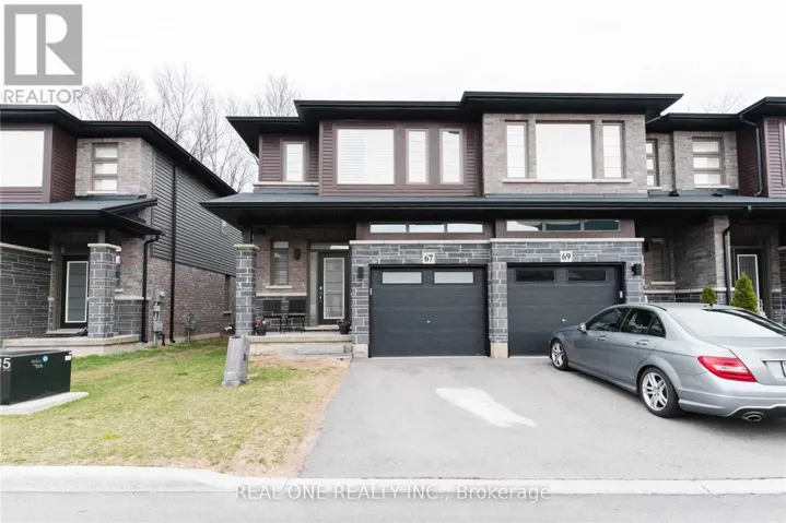 BEDROOM 1 - 67 BURLEY LANE, Hamilton (Meadowlands), Ontario L9G0G5