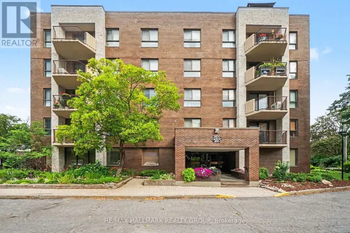 302 - 2850 CARLING AVENUE, Ottawa, Ontario K2B8M4