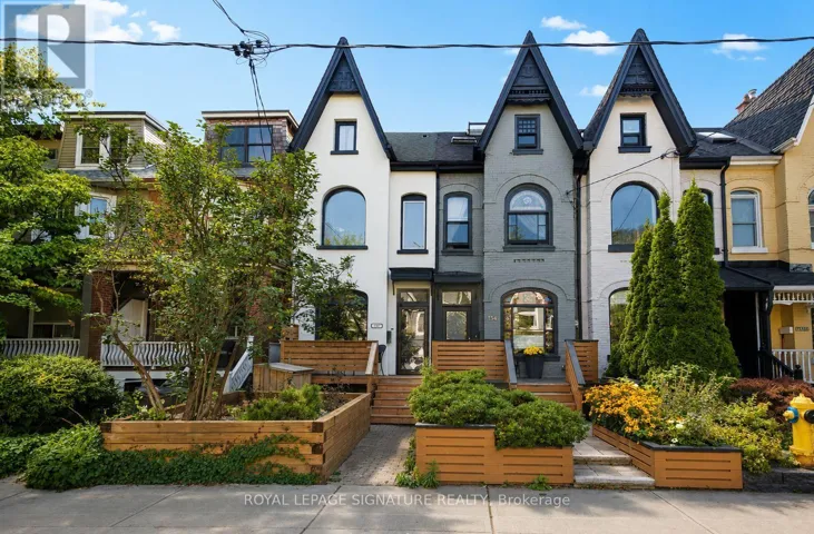 132 MAJOR STREET, Toronto (University), Ontario M5S2L2