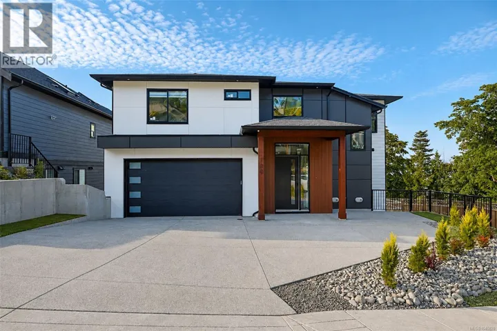 100 ROYAL PACIFIC Way, Nanaimo, British Columbia V9T5L7