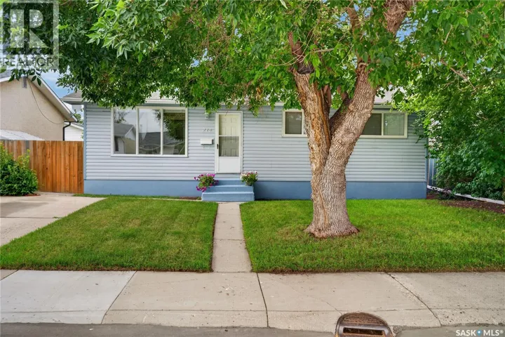 214 Fisher CRESCENT, Saskatoon, Saskatchewan S7L5C9