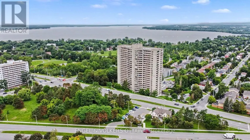 1702 - 415 GREENVIEW AVENUE, Ottawa, Ontario K2B8G5