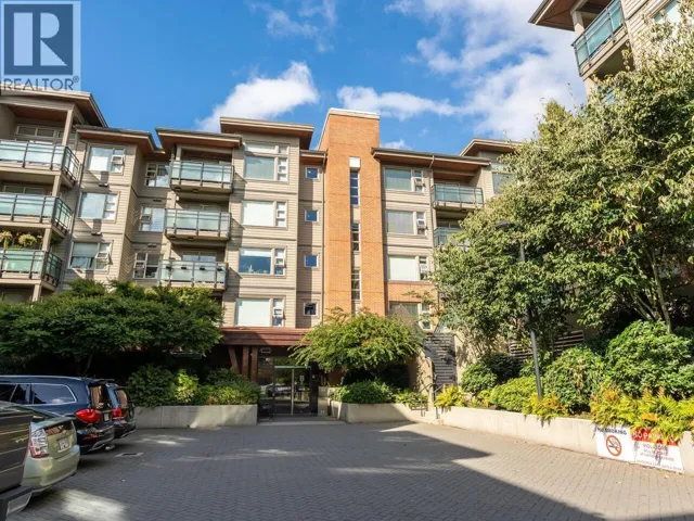 313 1677 LLOYD AVENUE, North Vancouver, British Columbia V7P0B1