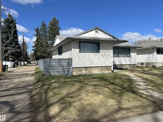 9612 75A ST NW, Edmonton, Alberta T6C2J3
